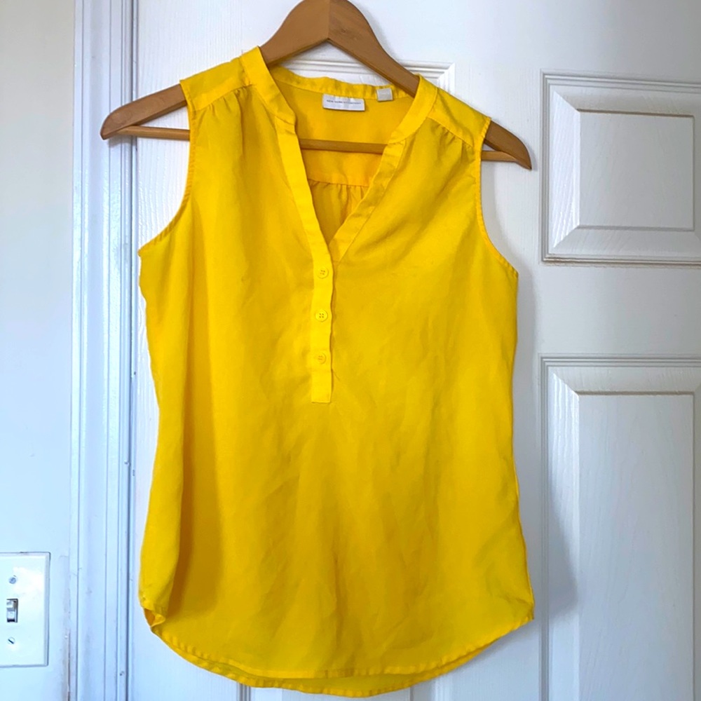 NY & Co Yellow sleeveless blouse, XS